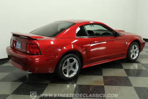 2004 Ford Mustang GT Deluxe