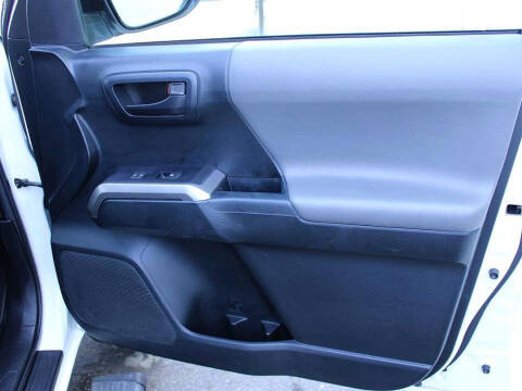 2016 Toyota Tacoma SR5