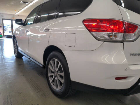 2013 Nissan Pathfinder SV