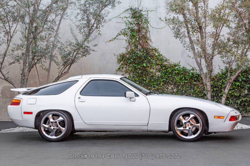1987 Porsche 928 S4