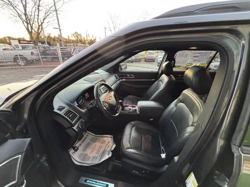 2016 Ford Explorer Sport