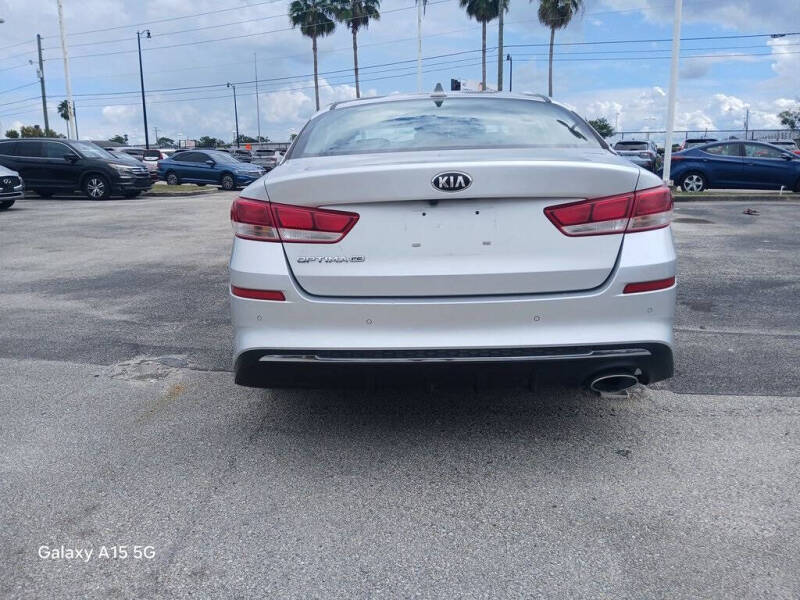 2019 Kia Optima LX