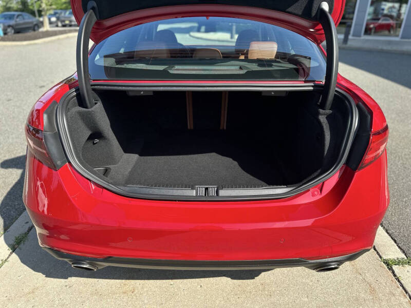 2018 Alfa Romeo Giulia Sport