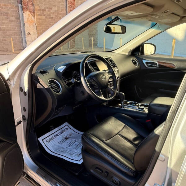 2014 Nissan Pathfinder Platinum