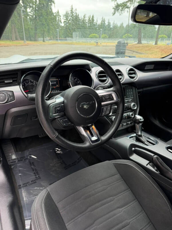 2017 Ford Mustang