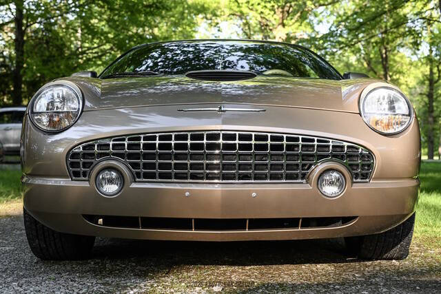 2005 Ford Thunderbird Deluxe