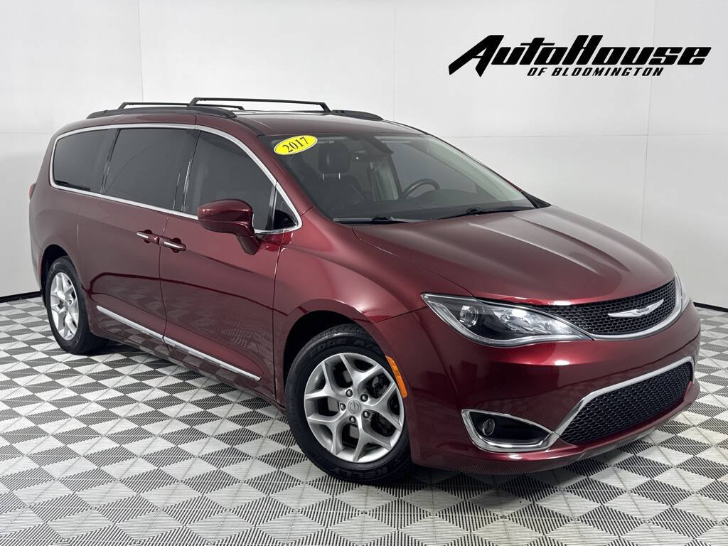 2017 Chrysler Pacifica Touring L 4dr Mini Van's photo