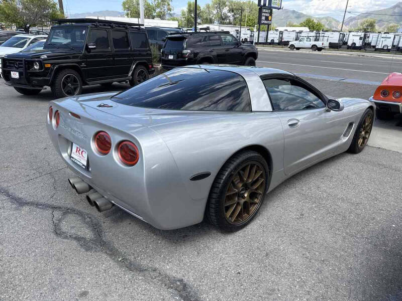 2004 Chevrolet Corvette