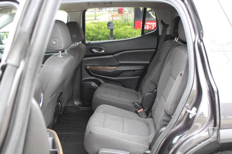 2019 GMC Acadia SLE-2