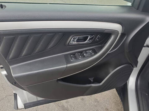 2019 Ford Taurus SEL
