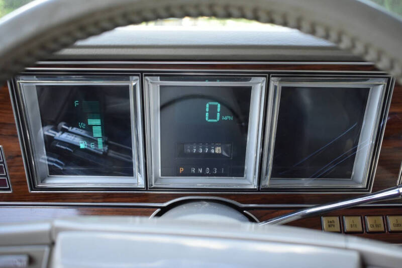 1981 Lincoln Mark VI