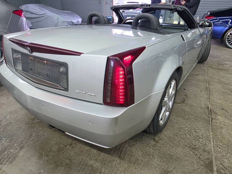 2007 Cadillac XLR