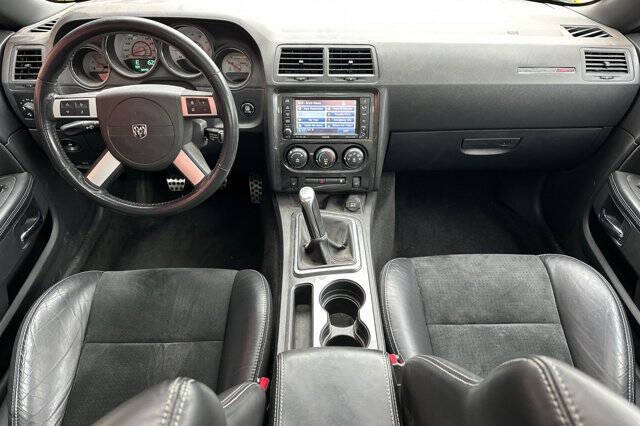 2010 Dodge Challenger SRT8