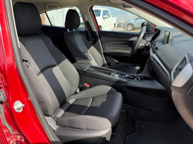 2018 Mazda MAZDA3 Sport