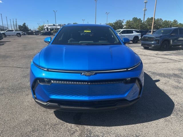 2026 Chevrolet Equinox EV LT 2