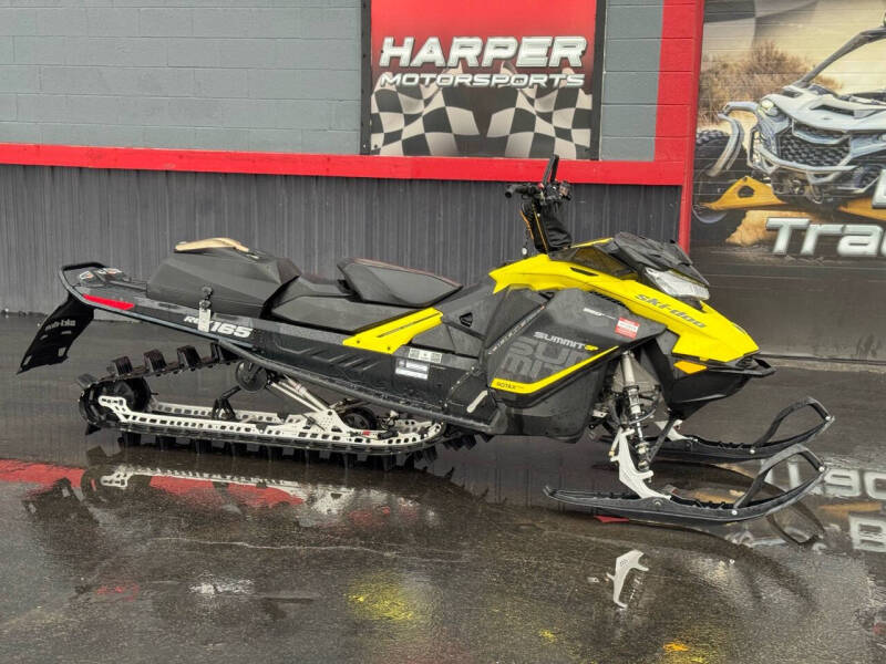 2017 Ski-Doo Summit 850 SP 165