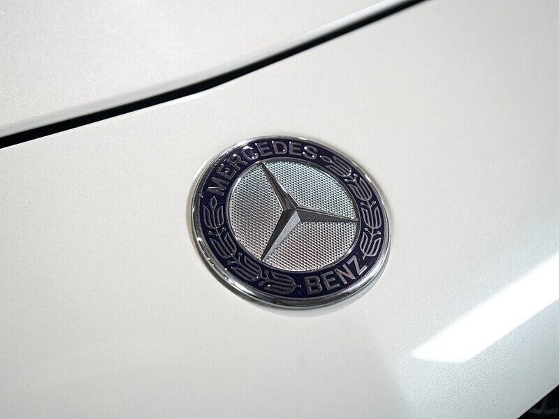 2015 Mercedes-Benz SL-Class 30
