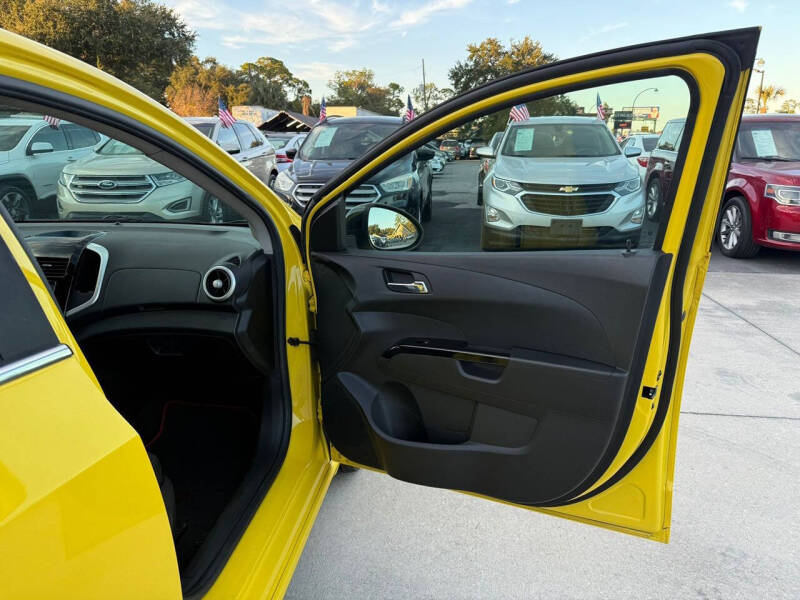 2015 Chevrolet Sonic RS Auto