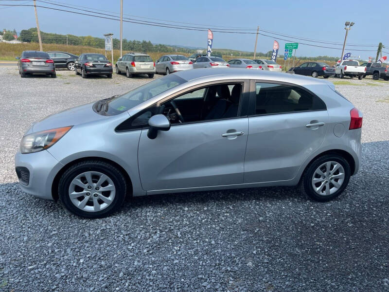 2012 Kia Rio 5-Door LX