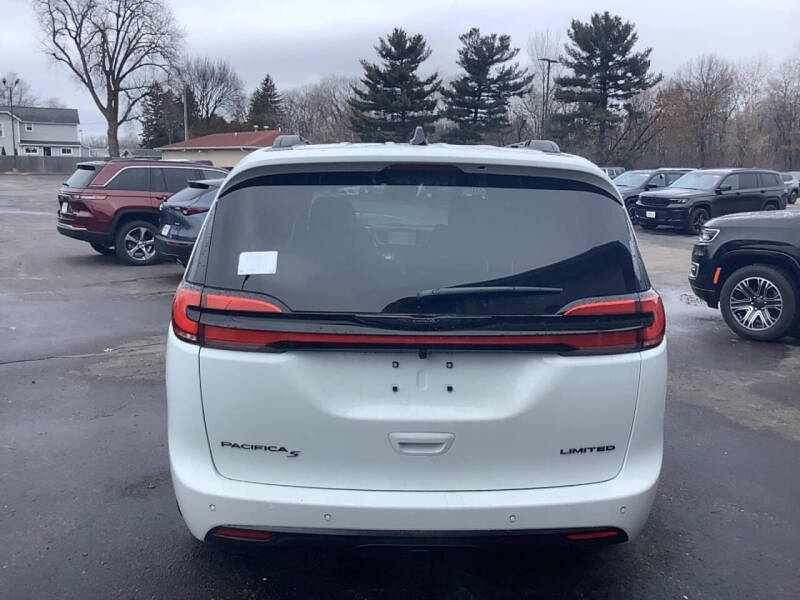 2026 Chrysler Pacifica Limited