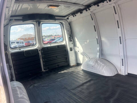 2001 Chevrolet Express G2500