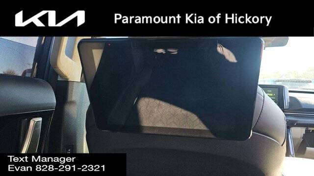 2022 Kia Carnival SX