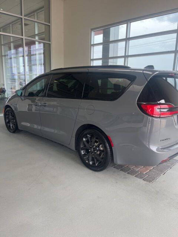 2022 Chrysler Pacifica Limited