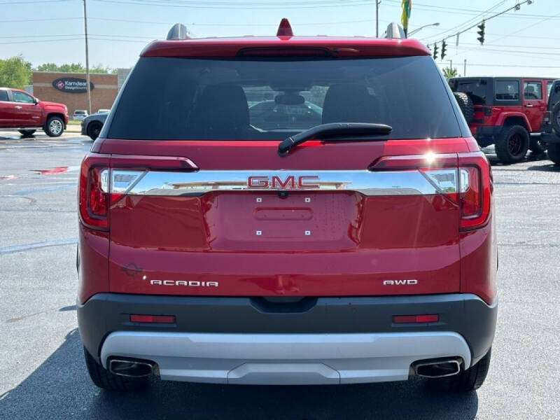 2021 GMC Acadia SLT