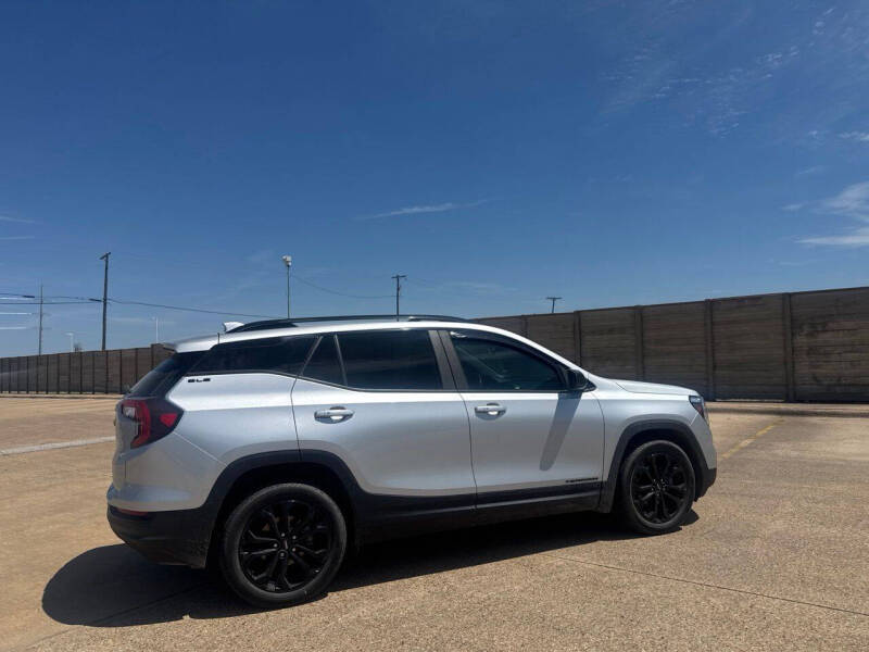 2022 GMC Terrain SLE