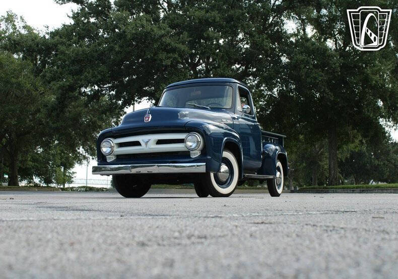 1953 Ford F-100