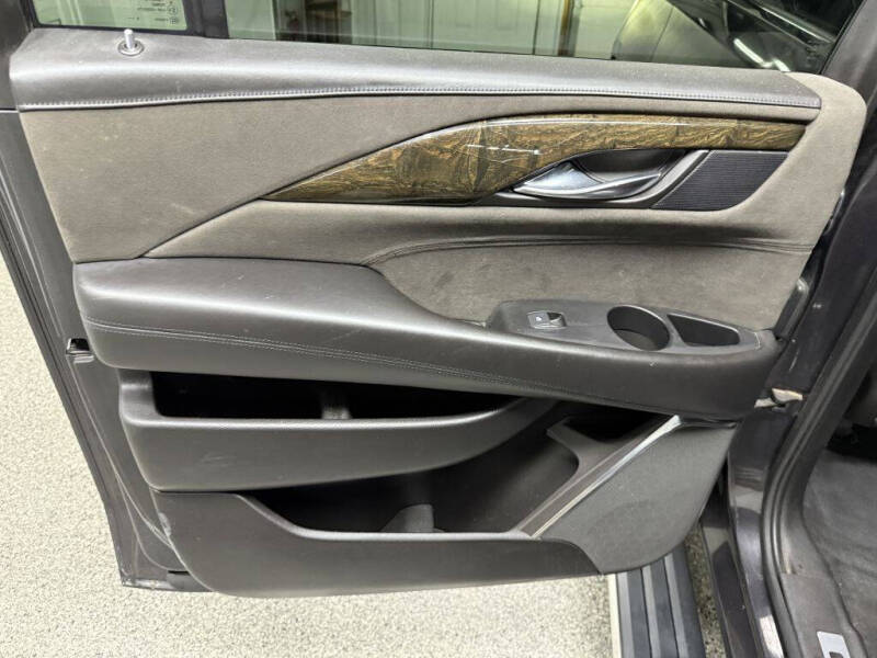 2016 Cadillac Escalade ESV Platinum