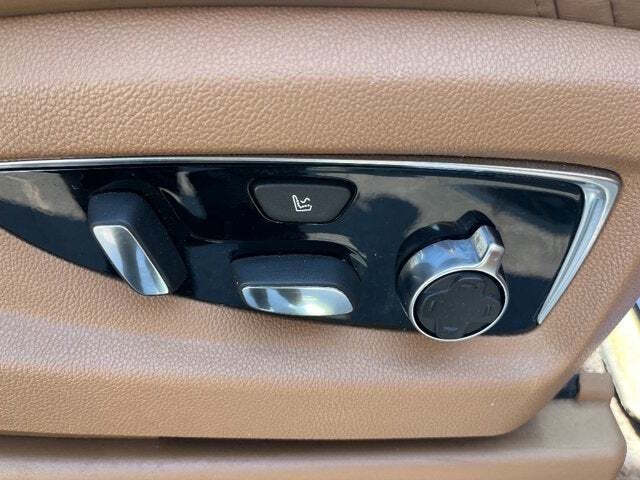 2017 Cadillac Escalade ESV 18