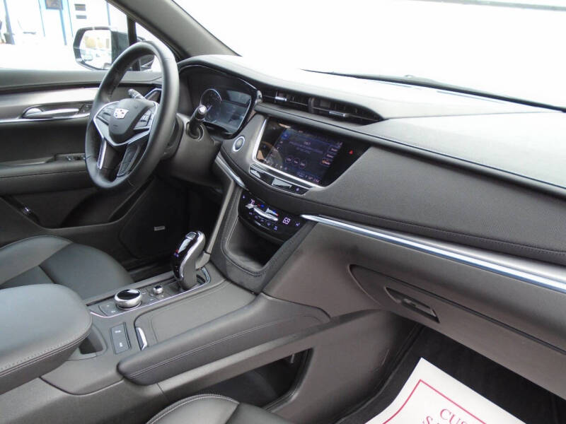 2024 Cadillac XT5 Luxury