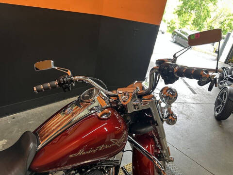 2010 Harley-Davidson® FLHR - Road King®