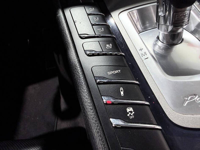 2016 Porsche Panamera