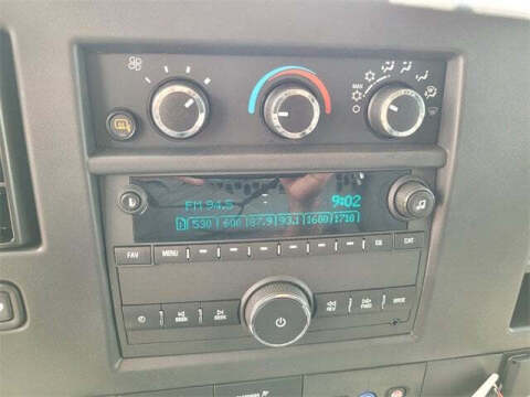 2025 Chevrolet Express 2500