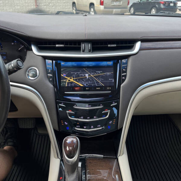 2014 Cadillac XTS Luxury Collection