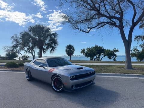 2015 Dodge Challenger SRT Hellcat