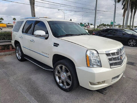 2008 Cadillac Escalade for sale at Glory Auto Sales LTD in Reynoldsburg OH