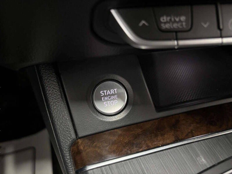 2018 Audi Q5 2.0T quattro Premium Plus