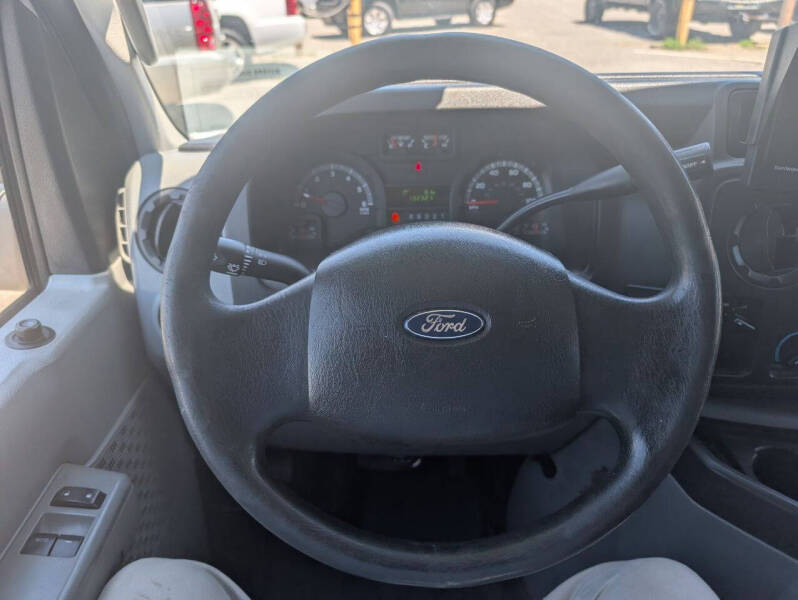 2014 Ford E-Series E-150