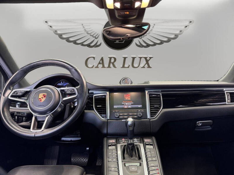 2018 Porsche Macan