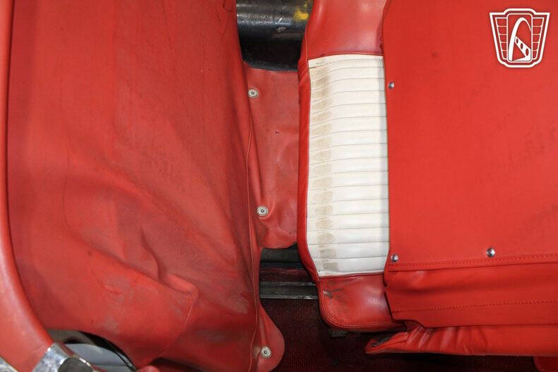 1956 Ford Thunderbird