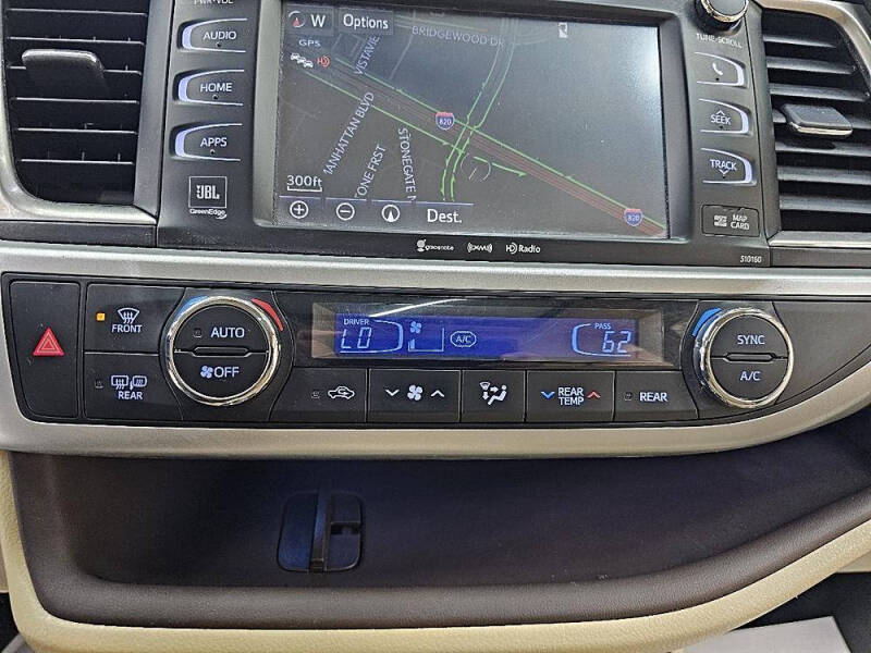 2016 Toyota Highlander