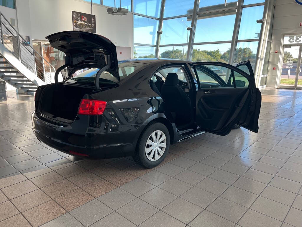 2013 Volkswagen Jetta for sale at Auto Haus Imports in Grand Prairie, TX