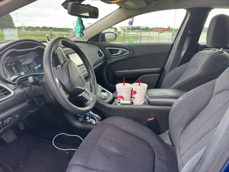 2015 Chrysler 200 Limited