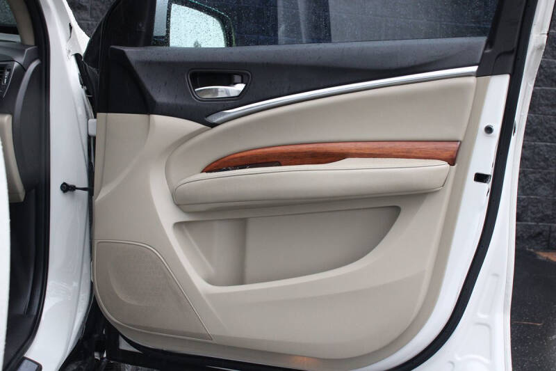 2017 Acura MDX SH-AWD w/Advance