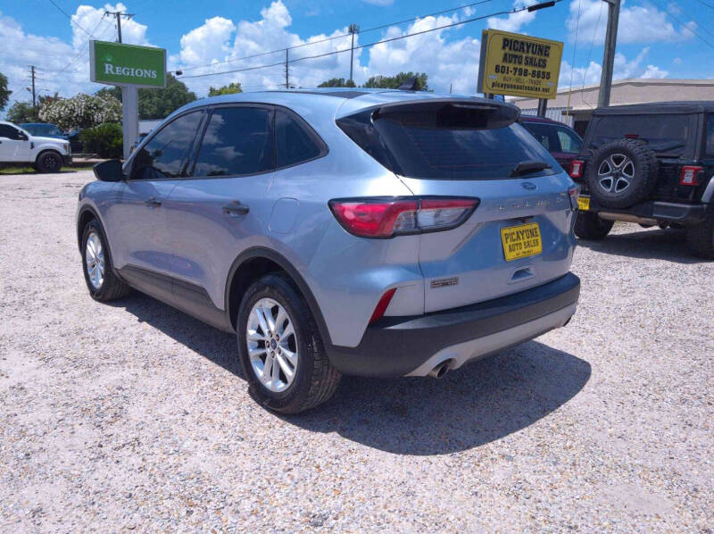 2022 Ford Escape S