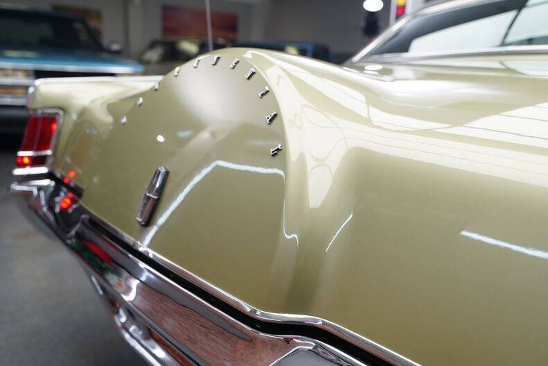 1969 Lincoln Continental
