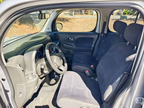 2010 Nissan cube